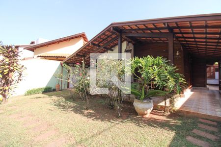 Casa de condomínio para alugar com 110m², 2 quartos e 2 vagas Casa de condomínio para alugar com 110m², 2 quartos e 2 vagasÁrea Externa