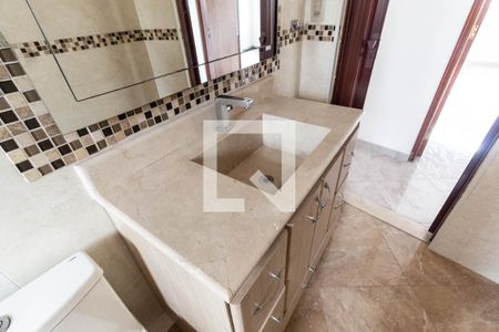 Apartamento para alugar com 50m², 2 quartos e sem vagaBanheiro