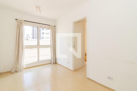 Sala de apartamento para alugar com 1 quarto, 30m² em Moema, São Paulo