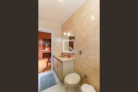 Casa à venda com 158m², 3 quartos e 3 vagasBanheiro da Suíte