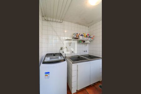 Casa à venda com 158m², 3 quartos e 3 vagasÁrea de Serviço