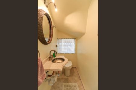 Casa à venda com 158m², 3 quartos e 3 vagasLavabo