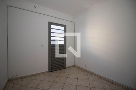 Quarto 2 de apartamento para alugar com 2 quartos, 50m² em Taguatinga Norte, Brasília