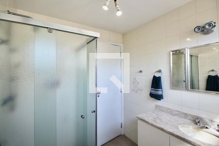 Apartamento para alugar com 120m², 4 quartos e 2 vagasBanheiro Suíte 
