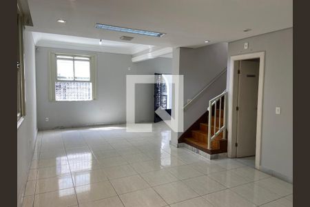 Sala de casa à venda com 4 quartos, 195m² em Barroca, Belo Horizonte