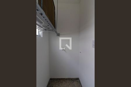 Apartamento à venda com 42m², 1 quarto e 1 vaga Apartamento à venda com 42m², 1 quarto e 1 vagaÁrea de serviço