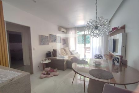Sala de apartamento para alugar com 2 quartos, 100m² em Tanque, Rio de Janeiro