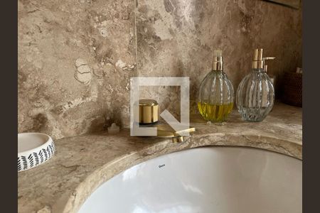 Apartamento à venda com 290m², 4 quartos e 3 vagasLavabo