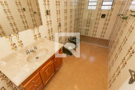 Casa para alugar com 310m², 3 quartos e 3 vagasBanheiro