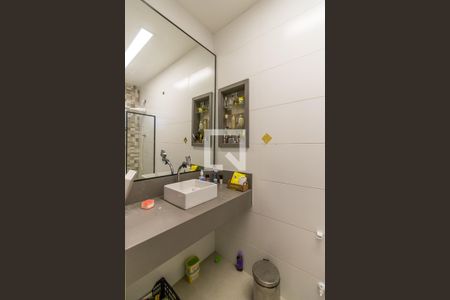 Casa à venda com 110m², 2 quartos e sem vagaBanheiro da Suíte