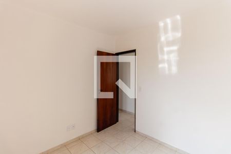 Quarto 1 de apartamento para alugar com 2 quartos, 50m² em Vila Ema, São Paulo