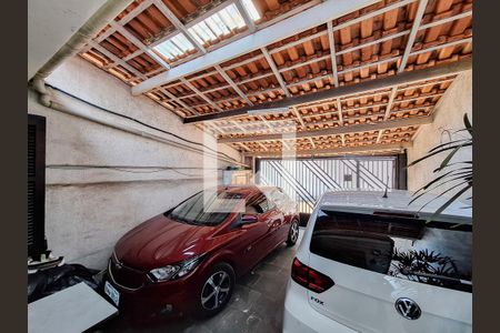 Casa à venda com 206m², 3 quartos e 2 vagas Casa à venda com 206m², 3 quartos e 2 vagasGaragem