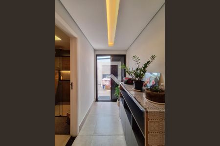 Casa à venda com 206m², 3 quartos e 2 vagas Casa à venda com 206m², 3 quartos e 2 vagasÁrea de Serviço