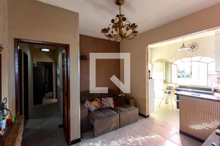 Sala de casa à venda com 4 quartos, 460m² em São Salvador, Belo Horizonte