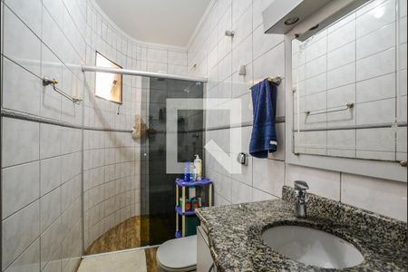 Apartamento à venda com 72m², 2 quartos e 2 vagasBanheiro da Suíte
