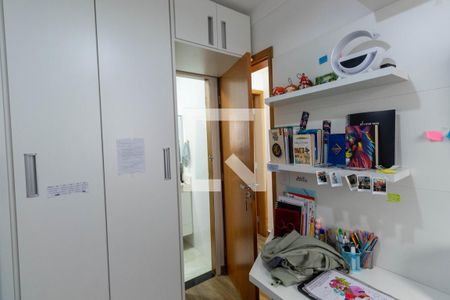 Casa à venda com 162m², 3 quartos e 3 vagasQuarto Suíte 2