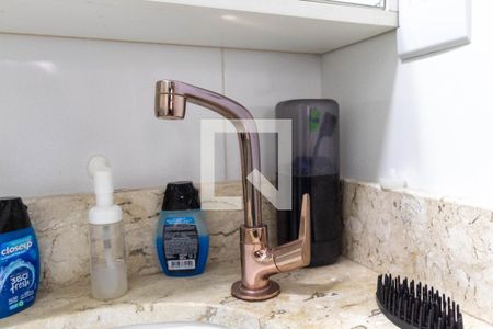 Casa à venda com 162m², 3 quartos e 3 vagasBanheiro - torneira