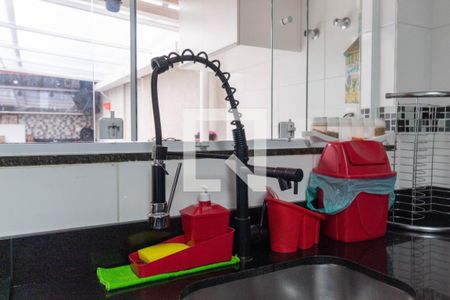 Casa à venda com 162m², 3 quartos e 3 vagasCozinha - Torneira