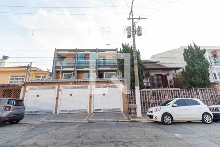 Casa à venda com 162m², 3 quartos e 3 vagasFachada