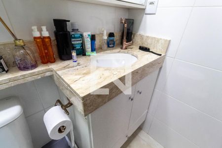 Casa à venda com 162m², 3 quartos e 3 vagasBanheiro da Suíte 2