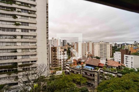 Vista da Sala de apartamento para alugar com 4 quartos, 185m² em Auxiliadora, Porto Alegre