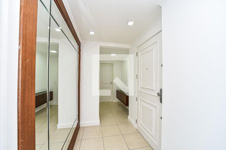 Hall de entrada de apartamento para alugar com 4 quartos, 185m² em Auxiliadora, Porto Alegre