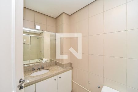 Apartamento à venda com 185m², 4 quartos e 3 vagasBanheiro da Suíte