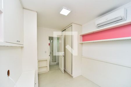 Apartamento à venda com 185m², 4 quartos e 3 vagasQuarto 2
