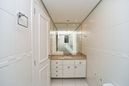 Apartamento à venda com 185m², 4 quartos e 3 vagasBanheiro social