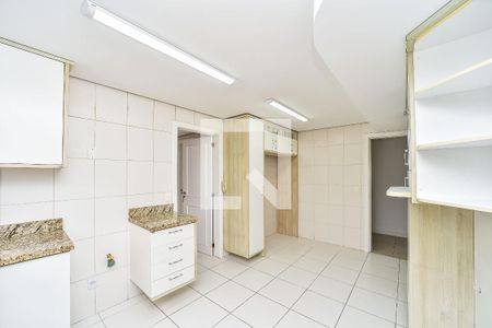 Apartamento à venda com 185m², 4 quartos e 3 vagasCozinha