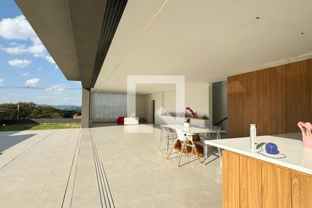 Sala de casa de condomínio à venda com 4 quartos, 380m² em Alphaville, Santana de Parnaíba