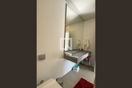 Lavabo de casa de condomínio à venda com 4 quartos, 380m² em Alphaville, Santana de Parnaíba