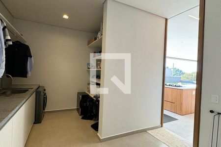 Casa de condomínio à venda com 380m², 4 quartos e 6 vagasÁrea de Serviço