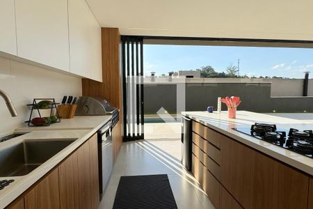 Casa de condomínio à venda com 380m², 4 quartos e 6 vagasCozinha