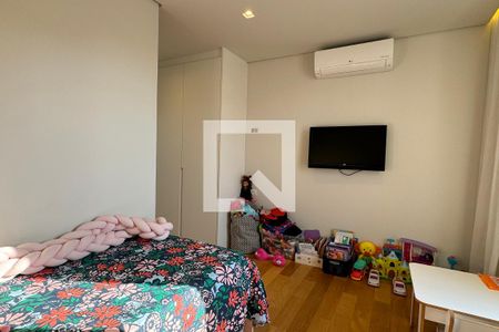 Casa de condomínio à venda com 380m², 4 quartos e 6 vagasSuíte 3