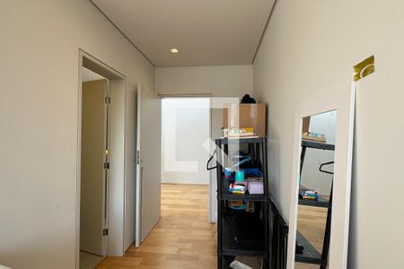 Casa de condomínio à venda com 380m², 4 quartos e 6 vagasSuíte 1