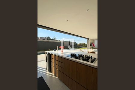 Casa de condomínio à venda com 380m², 4 quartos e 6 vagasCozinha