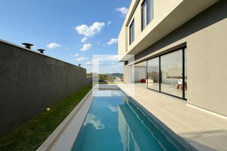 Casa de condomínio à venda com 380m², 4 quartos e 6 vagasPiscina