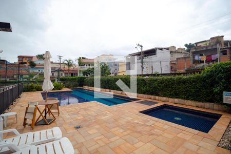 Apartamento à venda com 100m², 2 quartos e 1 vagaÁrea comum - Piscina