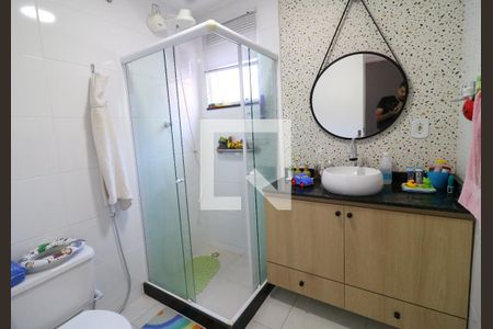 Banheiro da Suíte 1 de casa à venda com 2 quartos, 90m² em Jardim Guanabara, Rio de Janeiro