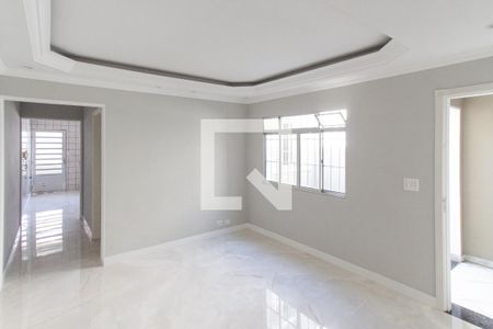 Sala   de casa à venda com 2 quartos, 150m² em Vila Gustavo, São Paulo