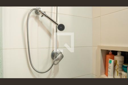 Apartamento à venda com 195m², 3 quartos e 1 vaga Apartamento à venda com 195m², 3 quartos e 1 vagaBanheiro da Suíte 2