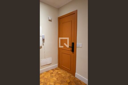 Apartamento à venda com 195m², 3 quartos e 1 vaga Apartamento à venda com 195m², 3 quartos e 1 vagaSala