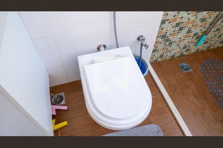 Apartamento à venda com 195m², 3 quartos e 1 vaga Apartamento à venda com 195m², 3 quartos e 1 vagaBanheiro da Suíte 1