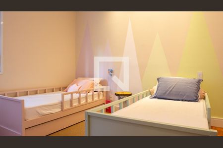 Quarto 1 de apartamento à venda com 3 quartos, 195m² em Santa Cecília, São Paulo