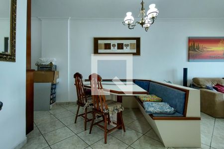 Sala de apartamento para alugar com 3 quartos, 125m² em Caiçara, Praia Grande