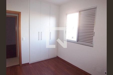 Apartamento à venda com 3 quartos, 82m² em Alto Caiçaras, Belo Horizonte