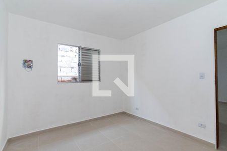 Quarto de casa para alugar com 1 quarto, 70m² em Jardim Tranquilidade, Guarulhos