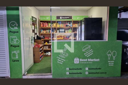 Apartamento à venda com 77m², 2 quartos e 2 vagasmercado