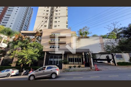 Apartamento à venda com 77m², 2 quartos e 2 vagasFachada